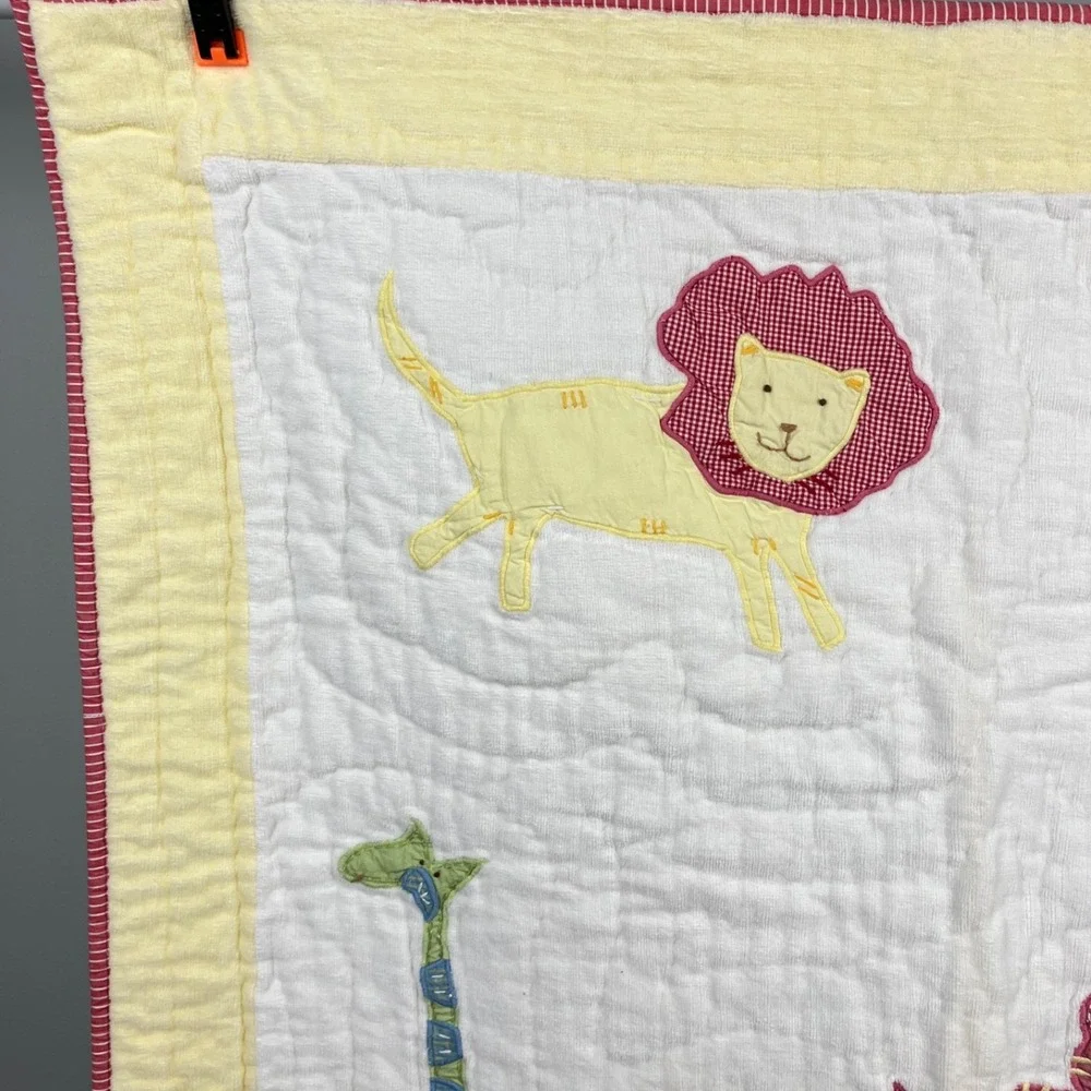 Pottery Barn Kids Safari Animal Crib/Toddler Quilt‎ & 2 Window Valances